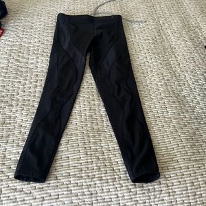 Cw-x compression leggings